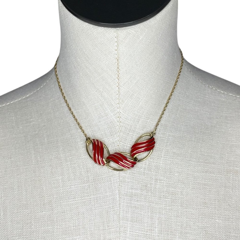 vintage Citation Jewelry Necklace Gold Tone Red